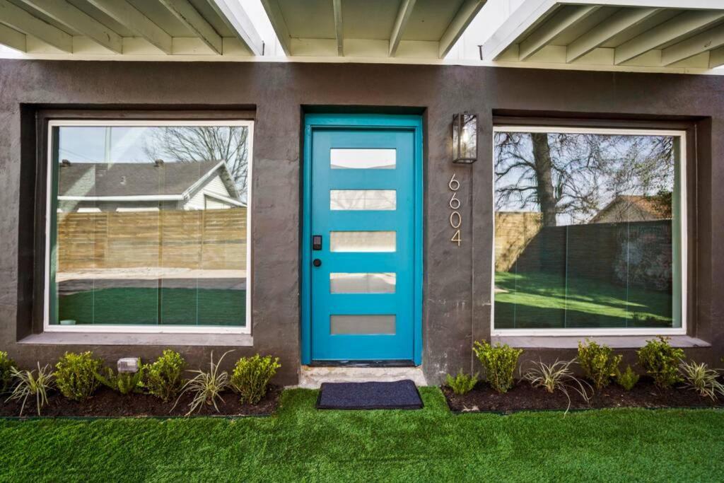 Quantum Tiny Loft At East End Revitalized Houston Eksteriør bilde